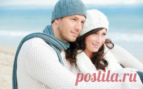 Любимая Женщина...............


Кто такая - Любимая Женщина? вы спросили... дай мне ответ.
Я сказала, не знаю...  быть может, я скажу  через несколько лет.
И теперь по прошествии времени, пусть уж много воды утекло.
Я отвечу, Любимая Женщина -  это та, с кем любую погоду тепло.


(Жаным)