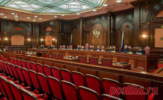 «Сова» и МХГ обжаловали свое закрытие в Конституционном суде. В Конституционный суд поступили жалобы бывших руководителей четырех некоммерческих организаций, ликвидированных в России в 2023–2024 годах, следует из картотеки обращений на сайте суда, обратили внимание «Ведомости».