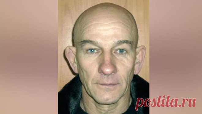 Из новосибирской психбольницы сбежал опасный убийца - криминальный авторитет Мошок Полиция Новосибирской области объявила в розыск Виктора Мошкова, известного в криминальном мире как Мошок. Он обвинялся в убийствах, но в марте был отправлен по решению суда на принудительное лечение. 17 декабря Мошков сбежал из психбольницы Новосибирска.