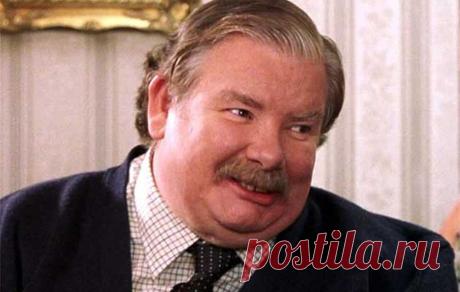 Ричард Гриффитс, 31 июля, 1947
 • 28 марта 2013