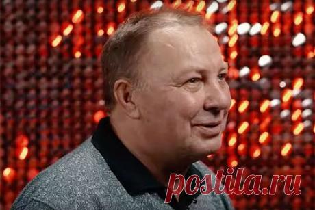 Выигравший миллиард рублей россиянин еще не получил призовые деньги. Житель Тюмени Юрий Семенов, который выиграл миллиард рублей в новогоднем розыгрыше лотереи «Русского лото», еще не получил призовые деньги. Согласно российскому законодательству, крупные выигрыши выплачиваются победителям не позднее чем через 180 дней с даты обращения за выигрышем.