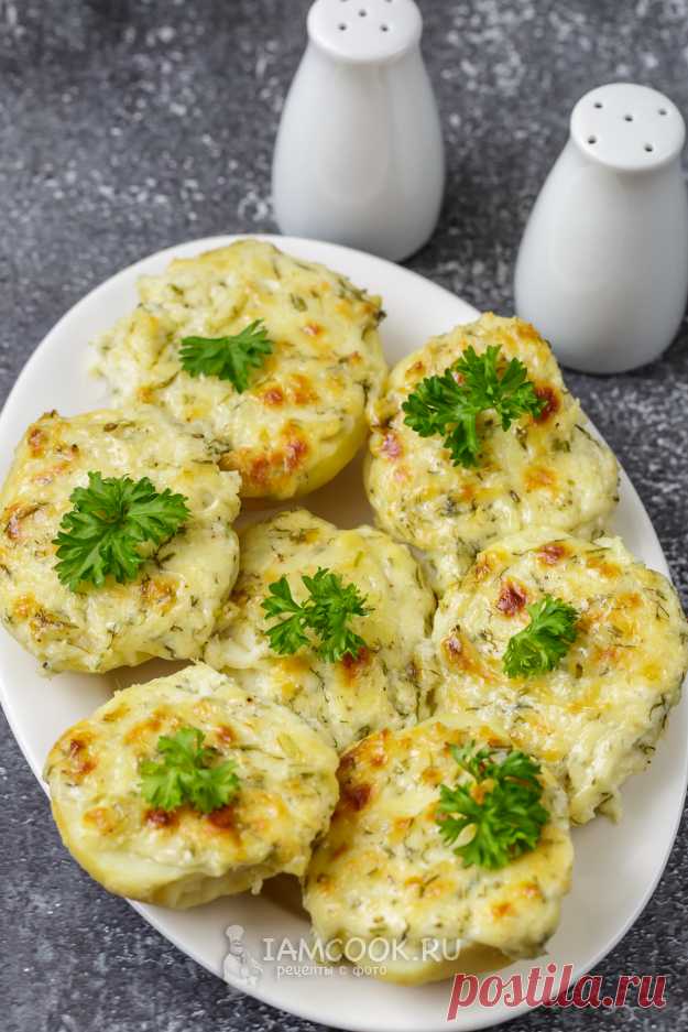 Картошка с сыром и чесноком в духовке — рецепт с фото пошагово