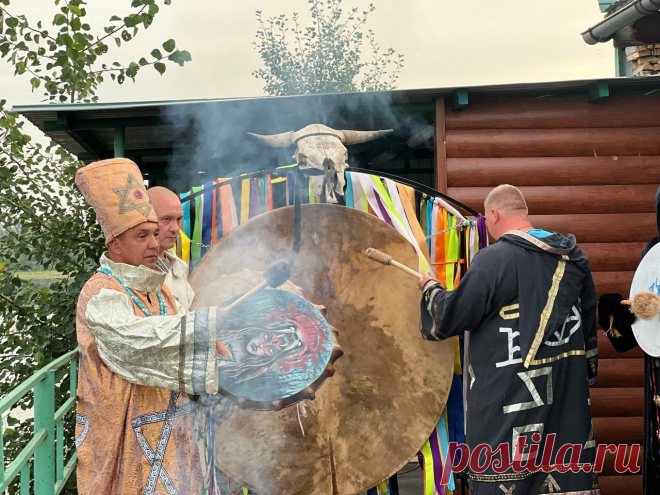 Если во всём видите препятствие и преграды, все двери закрыты, нет предложений, не удаются поездки и прочее открывайте дороги (возможности) после чистки все двери открыты, приходят различные предложения, поездки успешны, вас постоянно зовут в гости, вы наконец-то захотели отправиться в отпуск или путешествие, поступают деловые предложения,вам все рады, чувство лёгкости и повышенная активность - дороги (возможности) открыты.