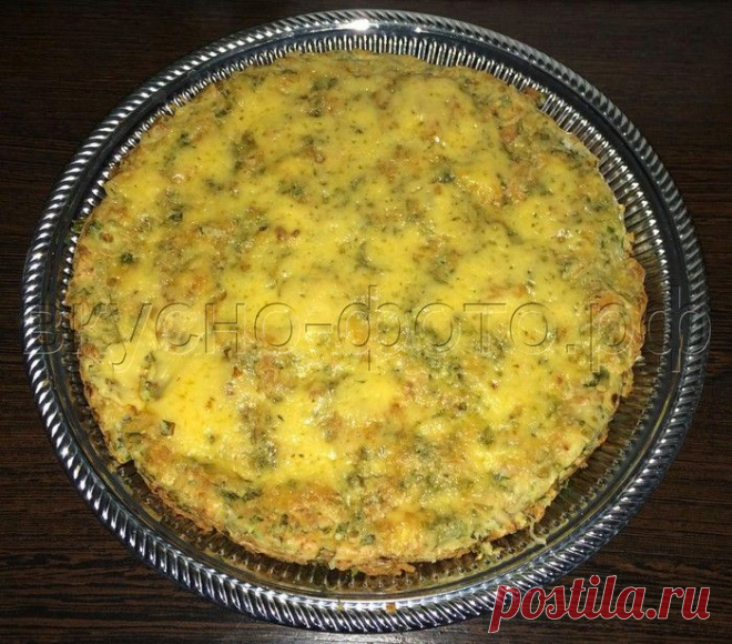 Заливной пирог с курицей и зеленым луком