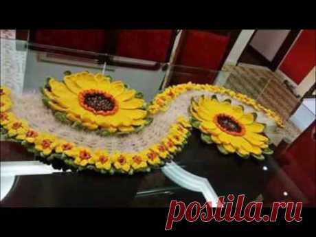 Trilhos de mesa em croche