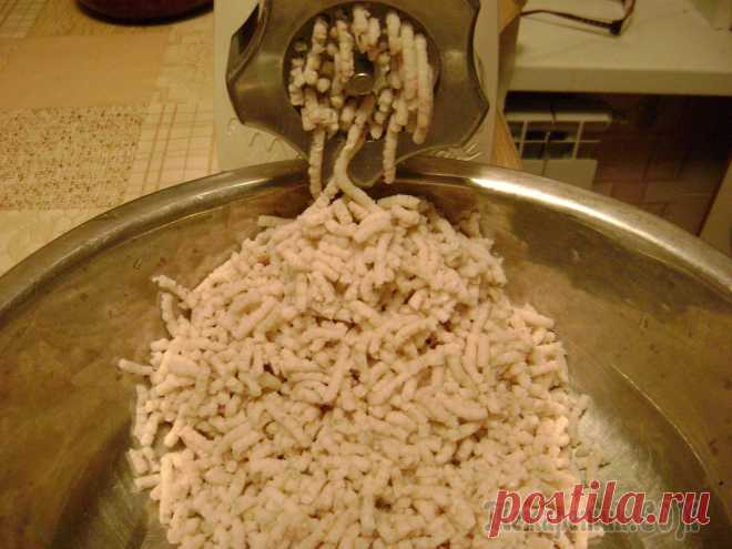 Котлеты из речной рыбы с начинкой