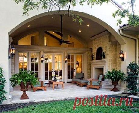 (1) What a nice outdoor space! Protected during the winter yet still outside. | Outdoor Decorating &amp; Gardens