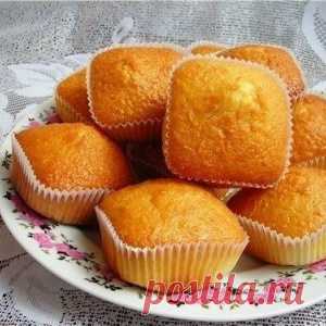 Простые и вкусные кексы со сгущенкой
