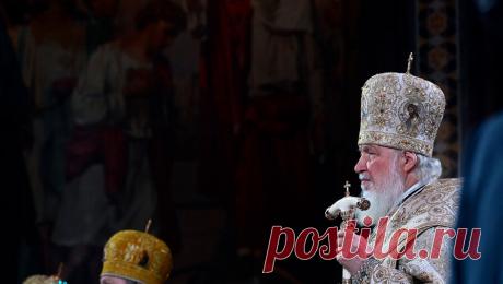 Патриарх Кирилл призвал поддержать УПЦ в ответ на планы Рады запретить ее. Патриарх Московский и всея Руси Кирилл призвал поддержать Украинскую православную церковь (УПЦ) в связи с ее возможным запретом, сообщается на сайте РПЦ. По его словам, УПЦ лишена эффективной юридической защиты. Он призвал принять меры до ...