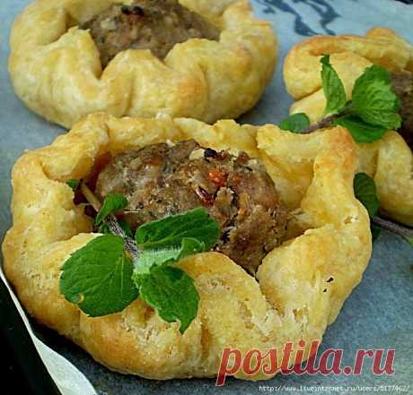 Хрустящие тарелочки с мясом