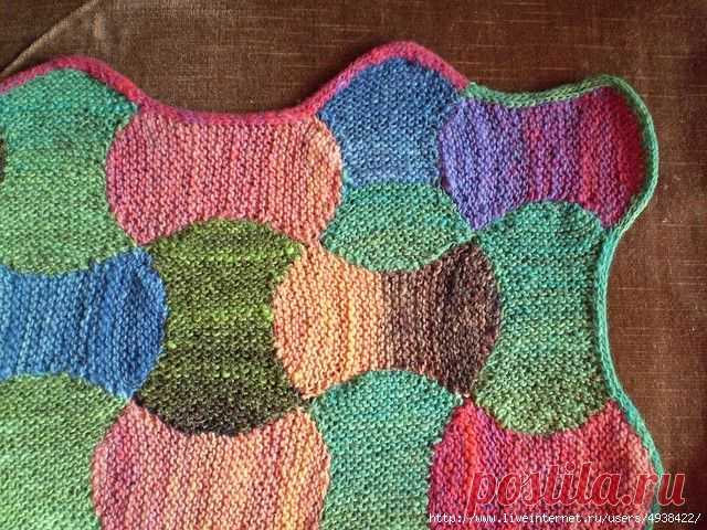 Плед "Сердцевина яблока" (Apple Core Blanket).