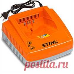 Зарядное устройство Stihl AL 300. Зарядное устройство STIHL AL 300 предназначено для зарядки аккумуляторов STIHL AK- и AP-систем. ЗУ имеет светодиодный индикатор режима работы и пассивное охлаждение батареи. Время заряда аккумулятора зависит от его емкости и степени разряда.