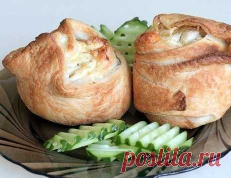 Закусочные слойки  с курицей и сыром
