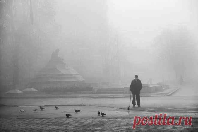 Седой туман на город опустился.... Стрит. Фотогалерея Лучшие фотоработы в различных направлениях.
