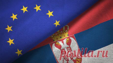 Сакс: Сербии не стоит вступать в ЕС, который не хочет её принимать. Сербии не стоит торопиться со вступлением в ЕС, который и сам не горит желанием видеть страну членом союза. Такое мнение выразил американский экономист Джеффри Сакс в интервью сербской газете «Политика». Читать далее