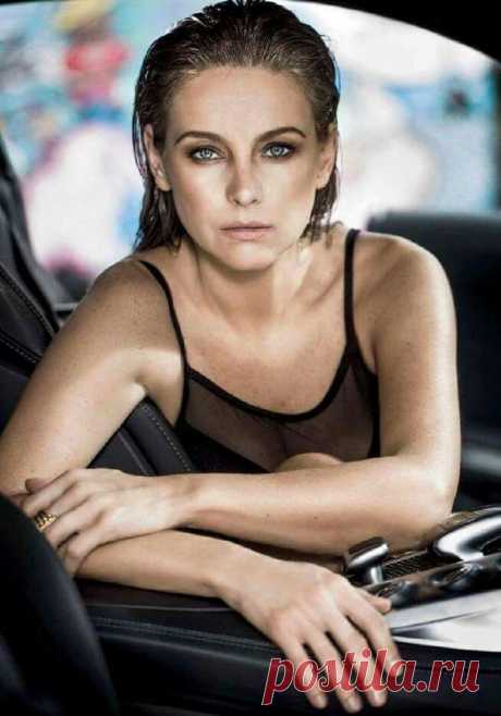 Доминика Палета, 23 октября, 1972