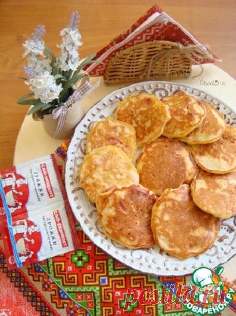Картофельно-луковые оладьи с сосисками - кулинарный рецепт