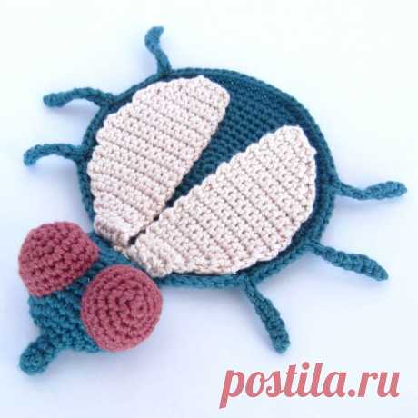 Amigurumi Crochet Fly Coaster - Supergurumi