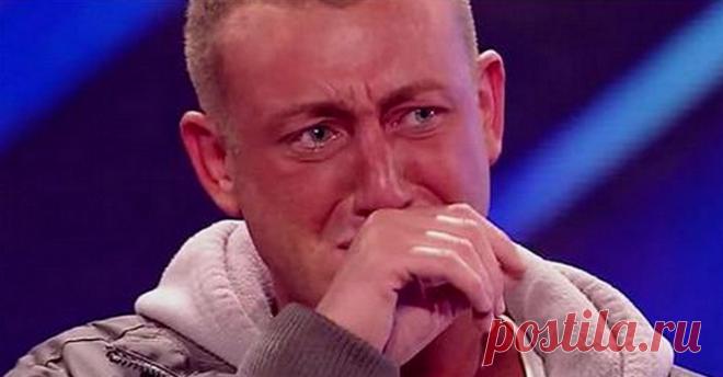 Зачем он только вышел на сцену, подумали зрители и жюри… Но посмотрите что произошло дальше! - Perchinka Искренность, такая настоящая, такая волнующая... обалдеть! На свете оказывается еще есть такие люди! Браво!
