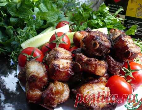 Шашлык из свиных ребрышек для пикника – кулинарный рецепт