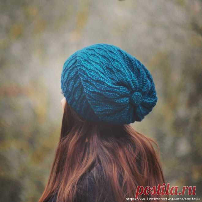 Шапочка (берет)крючком...