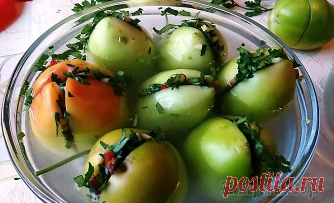 Бесподобные зеленые помидоры по грузински на зиму! Самый вкусный рецепт! Закрываем сезон консервирования. Сейчас в продаже много зеленых помидоров, приготовим их на зиму по грузински. Нафаршируем зеленью и чесноком - это безумно вкусно. Готовятся просто, на раз - два! Гото...