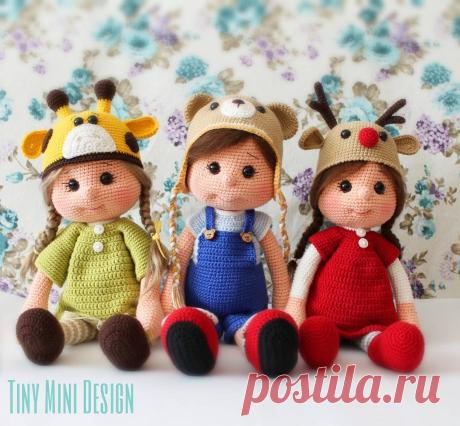☪ Amigurumi Oyuncaklar ☪ on Instagram: “Mutlu bir haftasonu diliyorum hepinize.. 💚💙❤ 〰〰〰〰〰〰〰〰〰〰〰 #amigurumi #amigurumidesign #amigurumipatterns #tinyminidesign #amigurumidoll #handmadetoys”