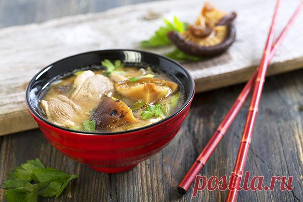 Суп мисо с утиной грудкой - Пошаговый рецепт с фото своими руками Суп мисо с утиной грудкой - Простой пошаговый рецепт приготовления в домашних условиях с фото. Суп мисо с утиной грудкой - Состав, калорийность и ингредиенти вкусного рецепта.