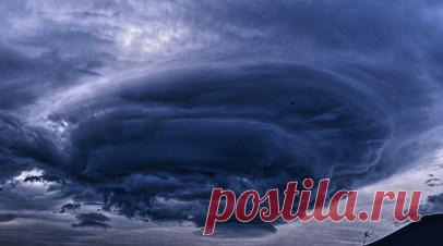 На Камчатку обрушился мощный циклон. Мощный циклон обрушился на Камчатку. В административном центре региона Петропавловске-Камчатском с самого утра парализовано движение. Читать далее