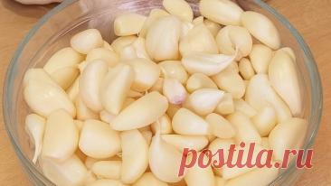 Чеснок и масло! Всего два ингредиента, а эффект как у соуса на миллион.