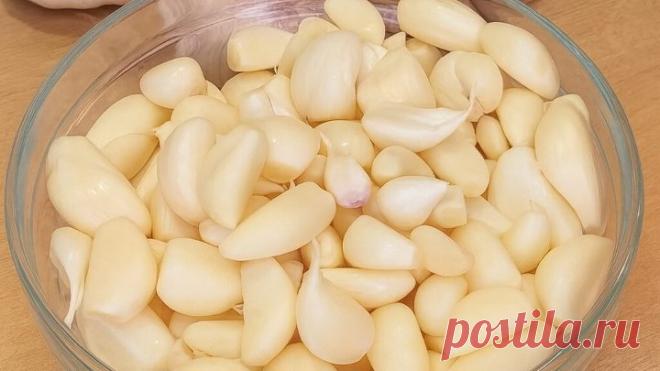 Чеснок и масло! Всего два ингредиента, а эффект как у соуса на миллион.