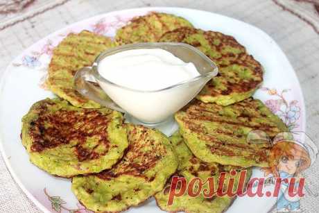 Оладьи из гороховой муки: простой и вкусный завтрак - по силам любой хозяйке - Пошаговые фото рецепты без дрожжей, без муки, без мяса, без масла, без яиц