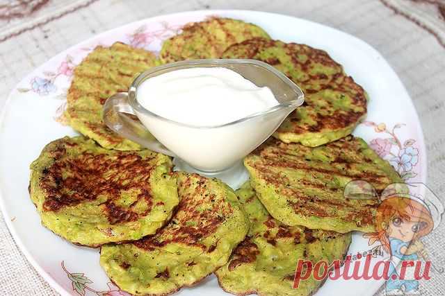 Оладьи из гороховой муки: простой и вкусный завтрак - по силам любой хозяйке - Пошаговые фото рецепты без дрожжей, без муки, без мяса, без масла, без яиц