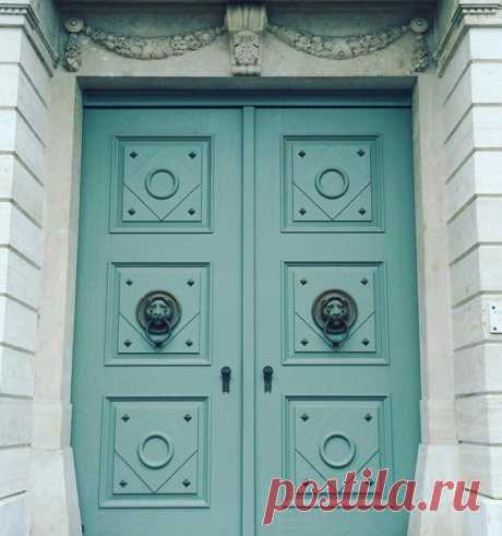 Green & Mint