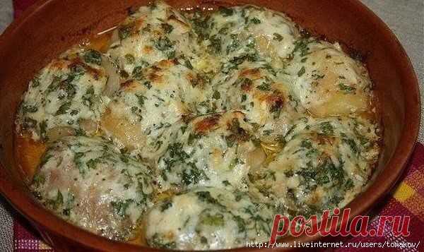 Картошка, запеченная в чесночном масле