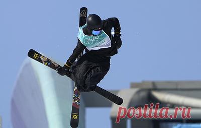 Норвежский фристайлист Рууд стал олимпийским чемпионом в биг-эйре. Вторым стал американец Колби Стивенсон, третьим - швед Хенрик Харлаут