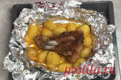Рулька свиная запеченная с картошкой в духовке рецепт фото пошагово и видео - 1000.menu