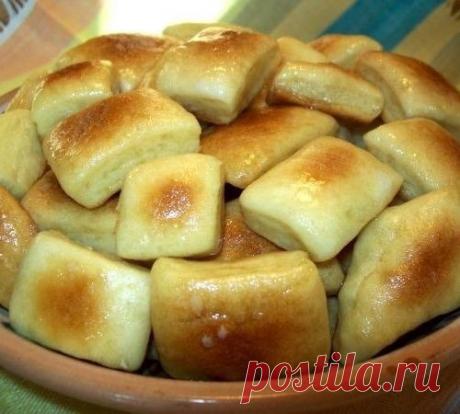 Пампушки на кефире с чесночным саламуром