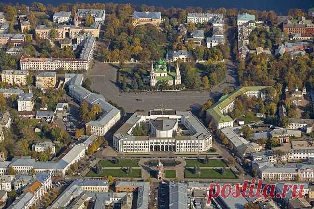 Ярославль считается самым красивым городом Поволжья. Исторический центр города занесен в список объектов Всемирного наследия ЮНЕСКО | Самые яркие достопримечательности Ярославля | lifeglobe.net