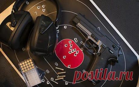 Патрон .22 WMR обр. 1959 г. На что способен «мелкашечный» магнум? | Техника и Интернет / Патрон .22 WMR (повышенной мощности, кольцевого воспламенения фирмы Винчестер 22-го дюймового калибра) создан в середине 20-го века на основе известного и широко распространённого с конца 19-го века винтовочно-пистолетного патрона .22 LR. Призван он был «исправить недостатки» достаточно архаичного патрона .22 LR, созданного ещё в конце 19-го века и с тех пор практически не менявшегося