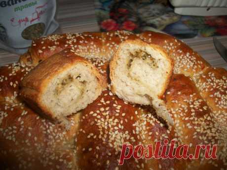 Итальянский хлеб с сыром и прованскими травами.