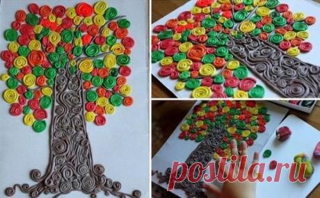 ПОДЕЛКИ НА ТЕМУ ОСЕНЬ. 
 
Аппликация "Осеннее дерево" выполнена из пластилина путем раскатывания и закручивания тонких жгутиков пластилина разного цвета и размера.