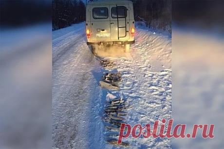 Россиянин получил штраф в 10 миллионов рублей за 33 осетра и покончил с собой. В Якутии покончил с собой рыбак, который в 2020 году был оштрафован на 10 миллионов рублей за 33 незаконно выловленных сибирских осетра. Информацию о гибели мужчины подтвердил глава села Борогонцы Василий Аммосов. Он работал охранником с зарплатой в 30 тысяч рублей, из которых 10 удерживалось в счет штрафа.