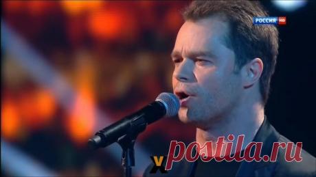 Судьи услышали как поёт Кузя из «Универа» и ахнули - «Выйду ночью в поле с конем» Этот парень заставлял смеяться и плакать огромное количество людей, которые наблюдают за его творчеством. Виталий Гогунский является российским актёром, который с 12 лет начал работать, подрабатывая у…