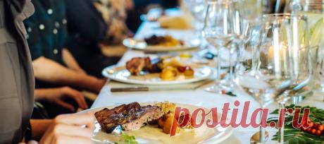 Полезные советы для подготовки к праздничному ужину - Postel-Deluxe.ru мы собрали несколько самых практичных и эффективных советов, которые помогут подготовиться к праздничному ужину без спешки, нервов и волнений.
