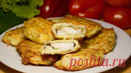 Жареная рыба в картофельной стружке - Вкусно - полезно - медиаплатформа МирТесен Рыбное филе в картофельной стружке – основное блюдо и гарнир в одном! Готовится просто и быстро. Данный рецепт ещё хорош тем, что все полезные вещества, находящиеся в рыбе, остаются внутри, рыба получается сочной и вкусной. ИНГРЕДИЕНТЫ: Филе рыбы (у меня спинка трески) — 500 г; Сок половинки...