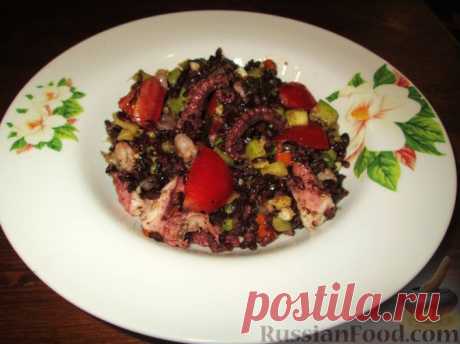 Рецепт: Салат "Венера" с черным рисом и морепродуктами на RussianFood.com