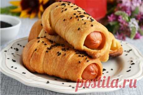 Сосиски в тесте: очень вкусно и довольно просто!

Сосиски в тесте – это очень вкусно и довольно просто! Можно приготовить из магазинного теста, но гораздо вкуснее – из домашнего!