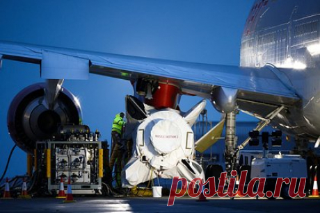 Virgin Orbit приостановила работу. Компания Virgin Orbit, предлагающая пусковые услуги ракеты воздушного старта LauncherOne, приостановила работу, начиная с 16 марта, минимум на неделю. Об этом сообщает SpaceNews. Причиной «операционной паузы» называются финансовые трудности, с которыми столкнулась Virgin Orbit.