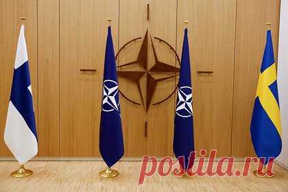 Венгрия подтвердила позицию по членству Финляндии и Швеции в НАТО. Власти Венгрии намерены ратифицировать заявки Финляндии и Швеции на вступление в НАТО. Позицию Будапешта по этому вопросу подтвердил глава венгерского МИД Петер Сийярто. Он пообещал, что на сессии венгерского парламента в феврале вступление Хельсинки и Стокгольма в НАТО будет на повестке дня.